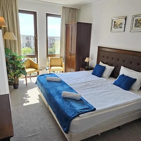 Barcelo Royal Апартамент *