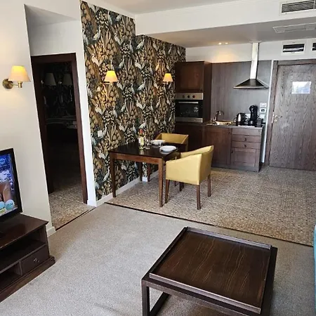 Barcelo Royal Апартамент *