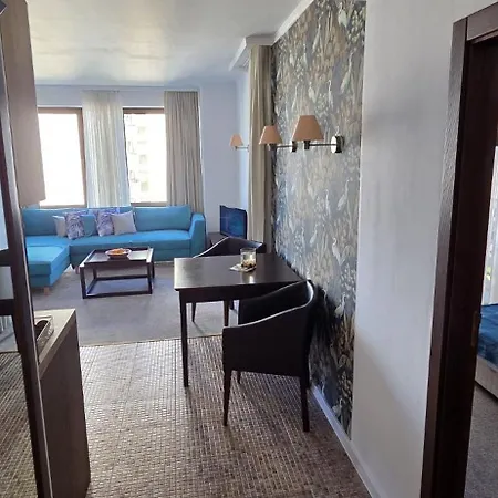 Barcelo Royal Apartment